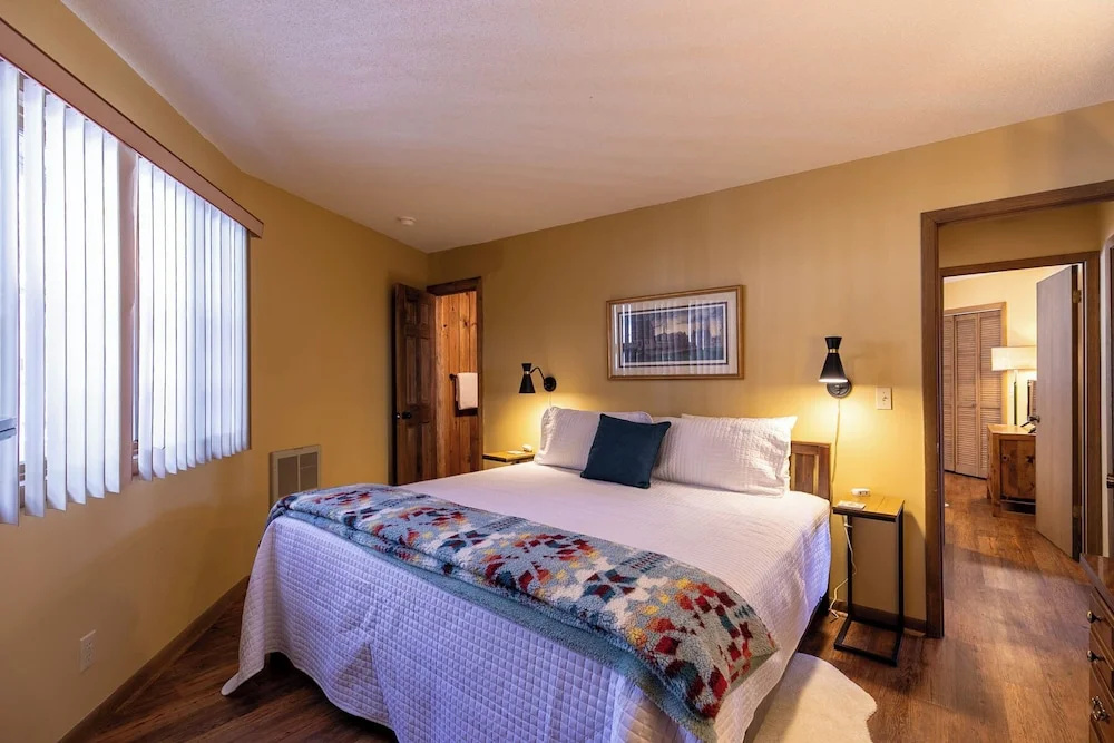 Vista 360 - Roundhouse With Views, AC, 1mi From Beech Ski