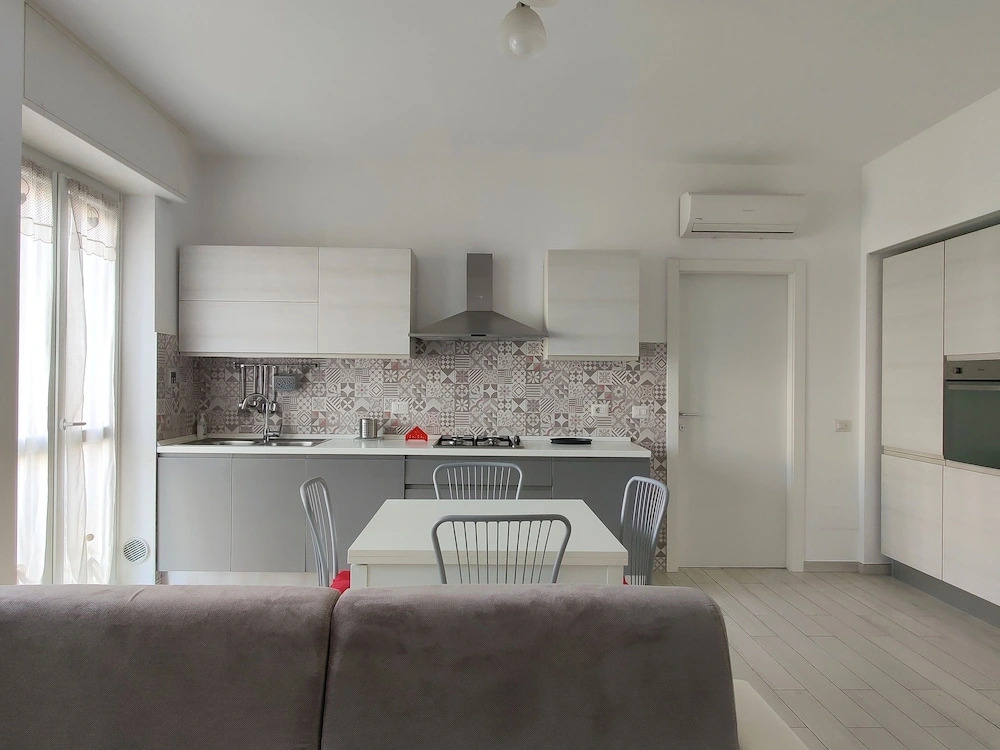 Modern Flat - via Crimea 25