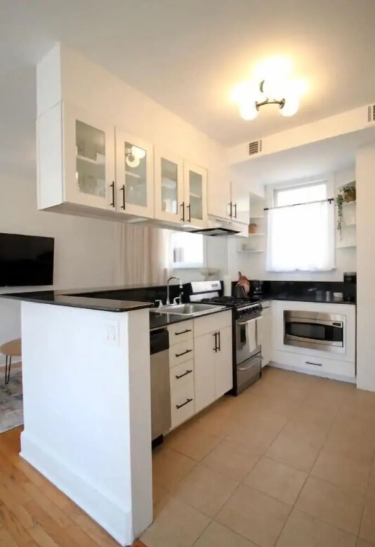 253 S 20th St