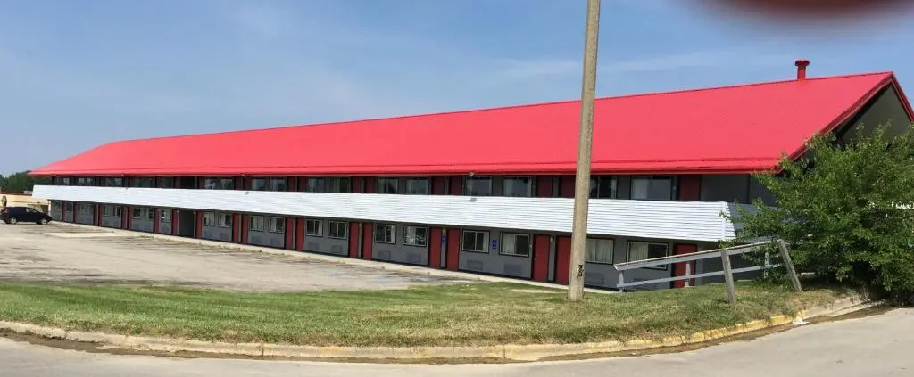 Economy Inn of Holland