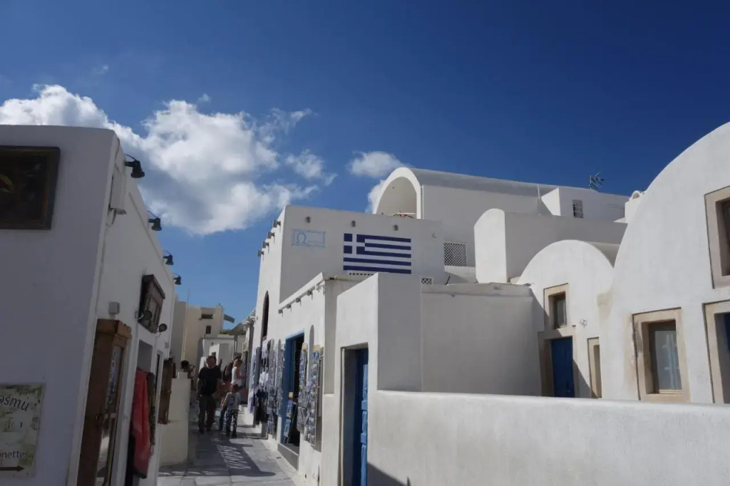Top Oia