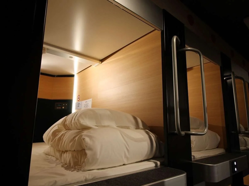 Sejour Inn Capsule