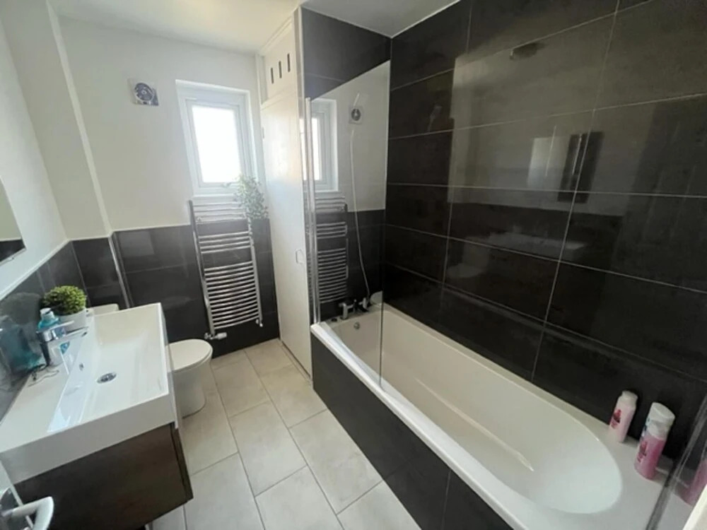 Remarkable 3-bed House in Cambridge