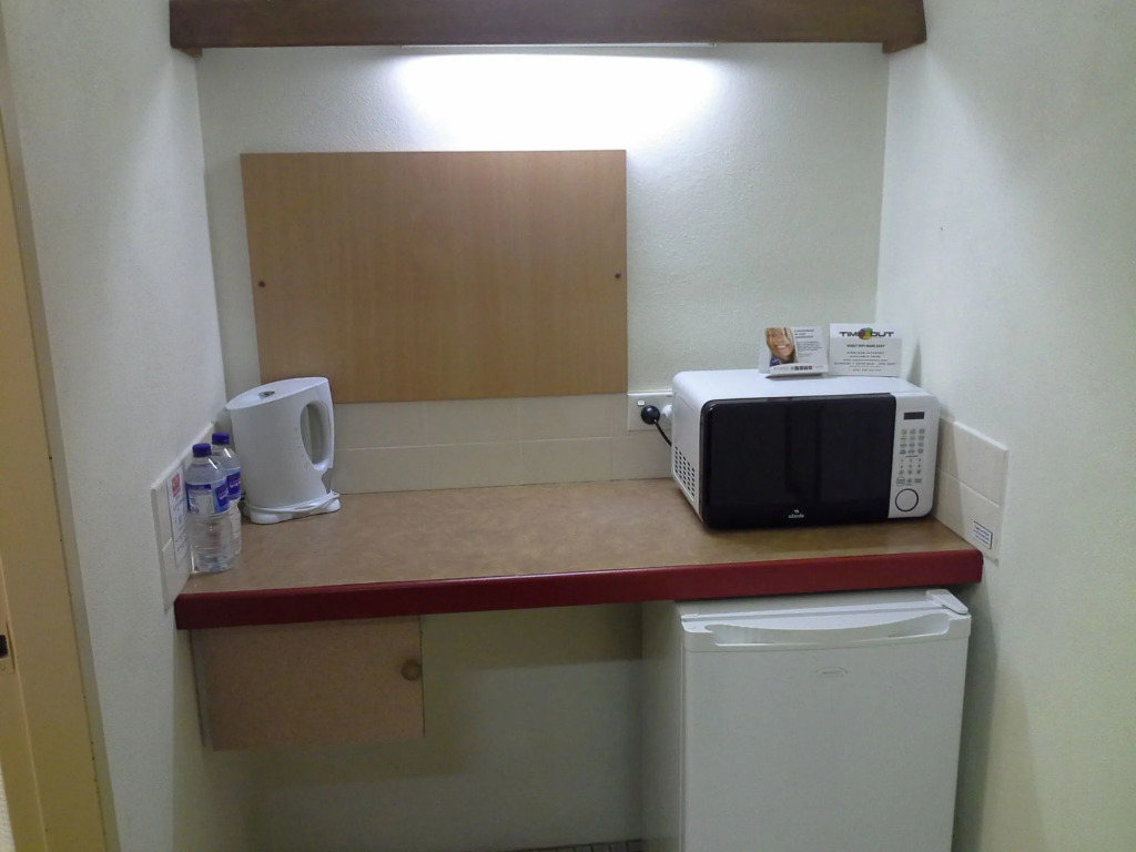 Hideaway Motor Inn