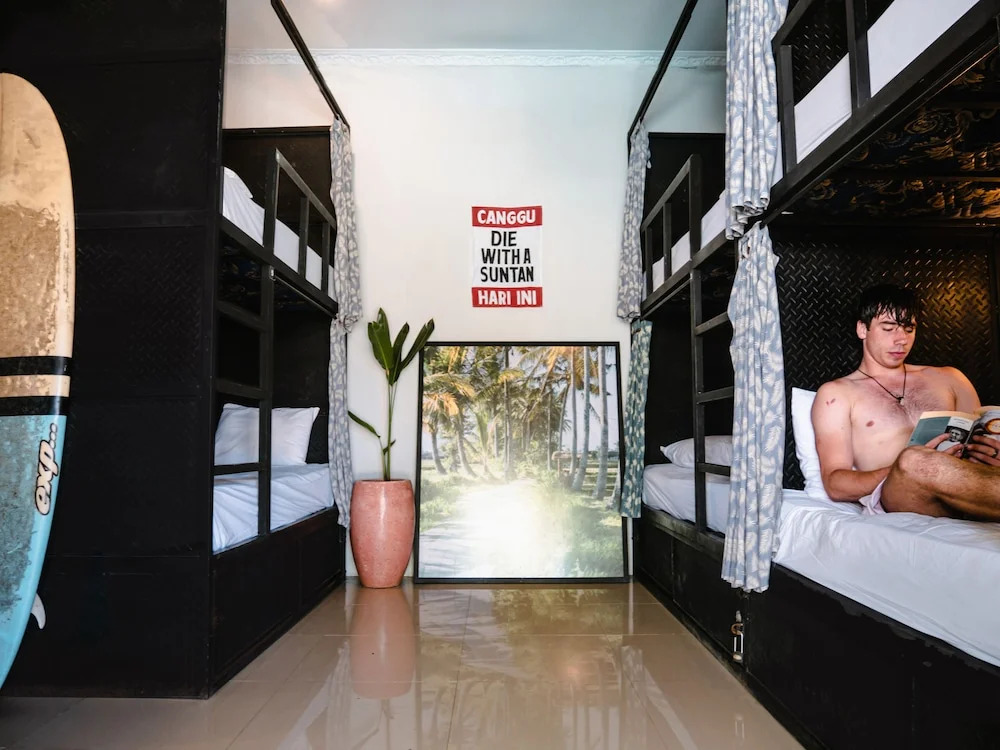 Clandestino Hostel Canggu