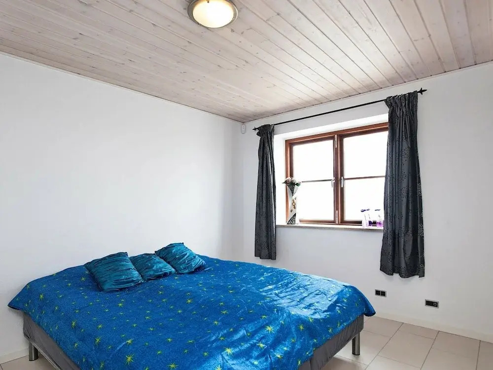 8 Person Holiday Home in Harpelunde-by Traum