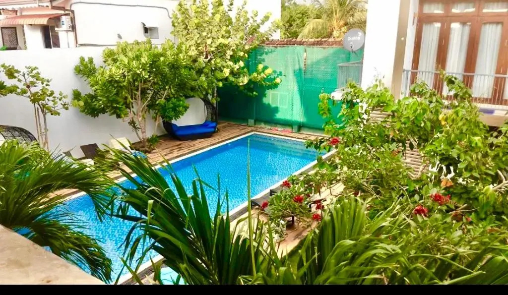 Hotel Cloud 9 Negombo