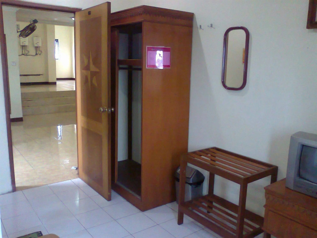 OYO Life 90380 Andalus Hotel Syariah