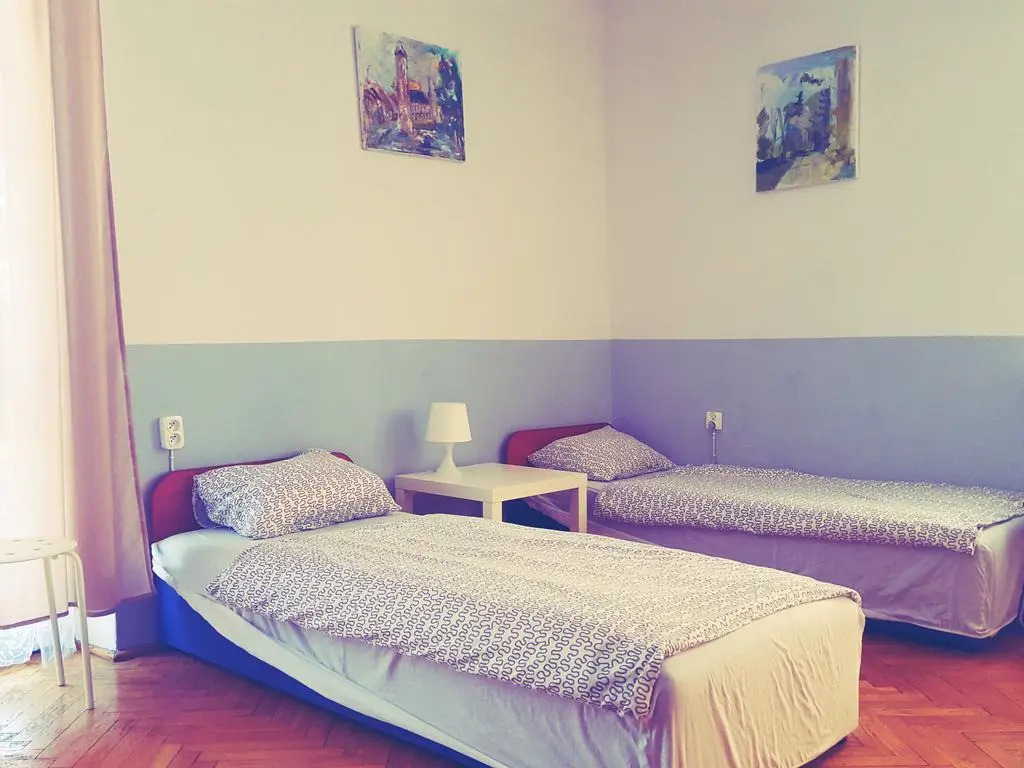 Zdrojowa 28 Pokoje Goscinne