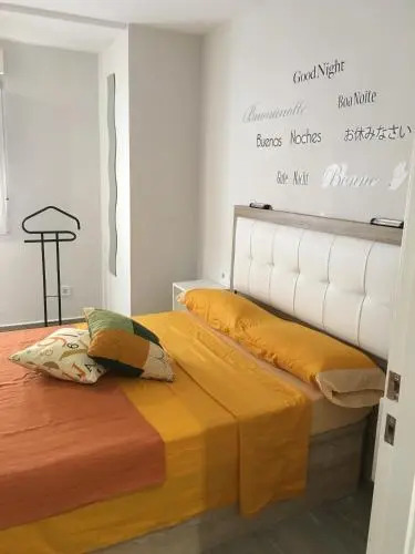 Apartment near Arts & Science