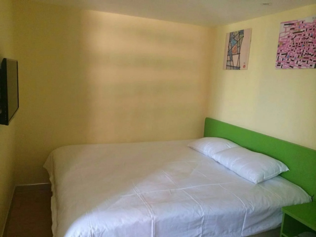 Yimi Hotel Changshou Metro Branch
