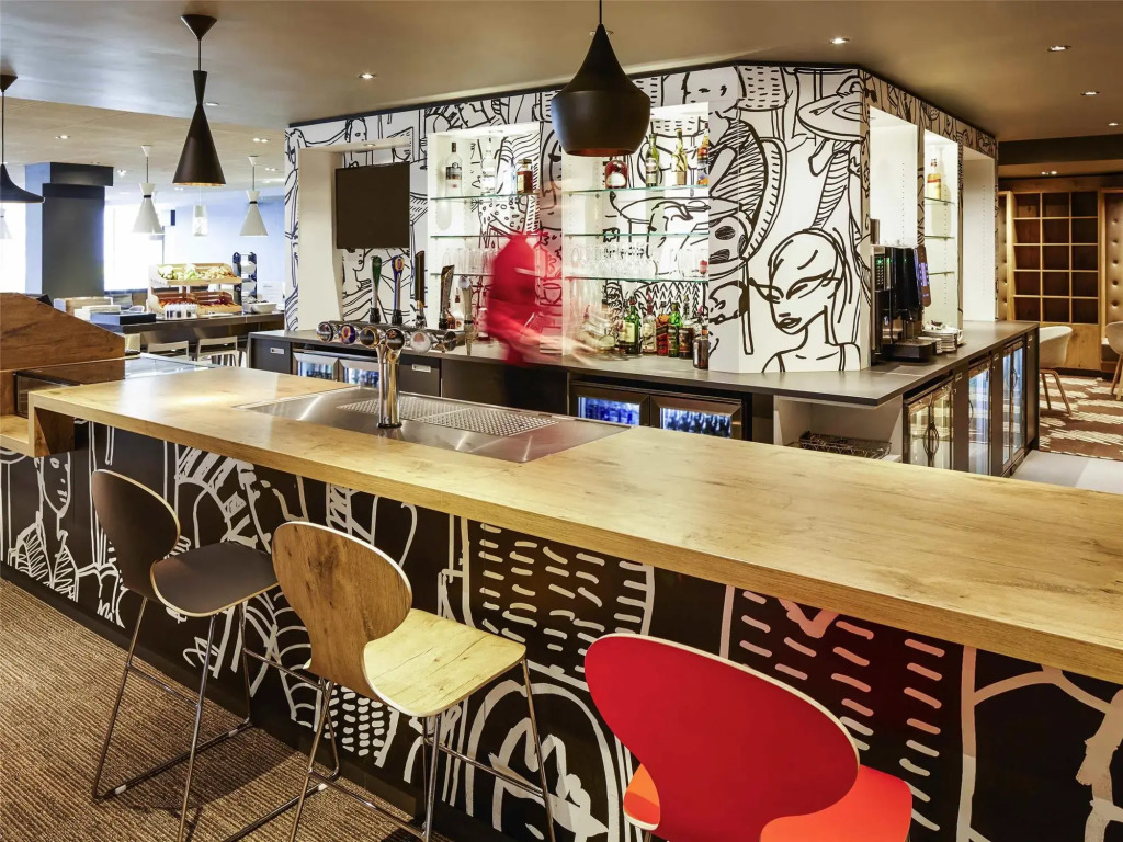 ibis London Heathrow Airport