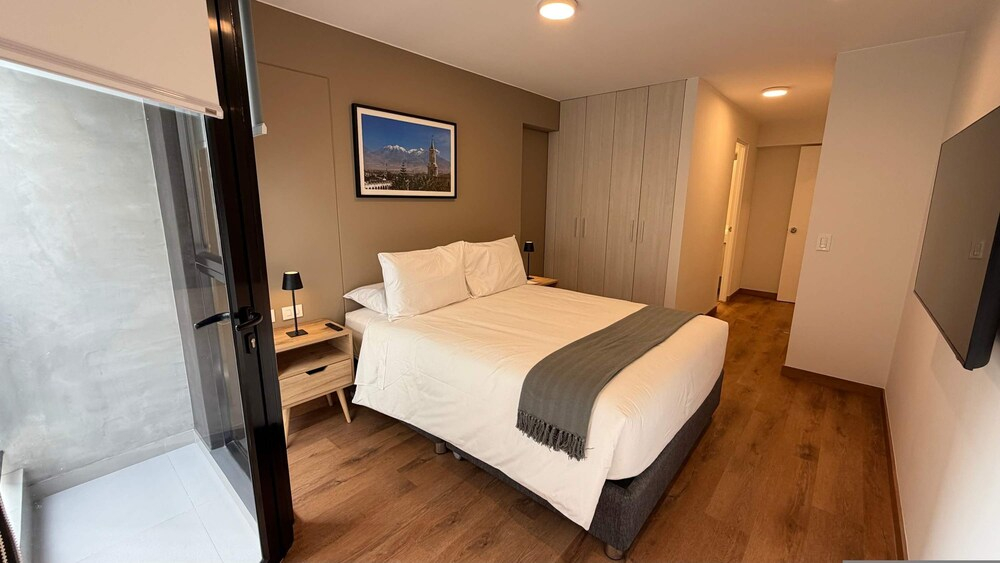 w Amazing and Cozy 2BR w Balcony in Miraflores