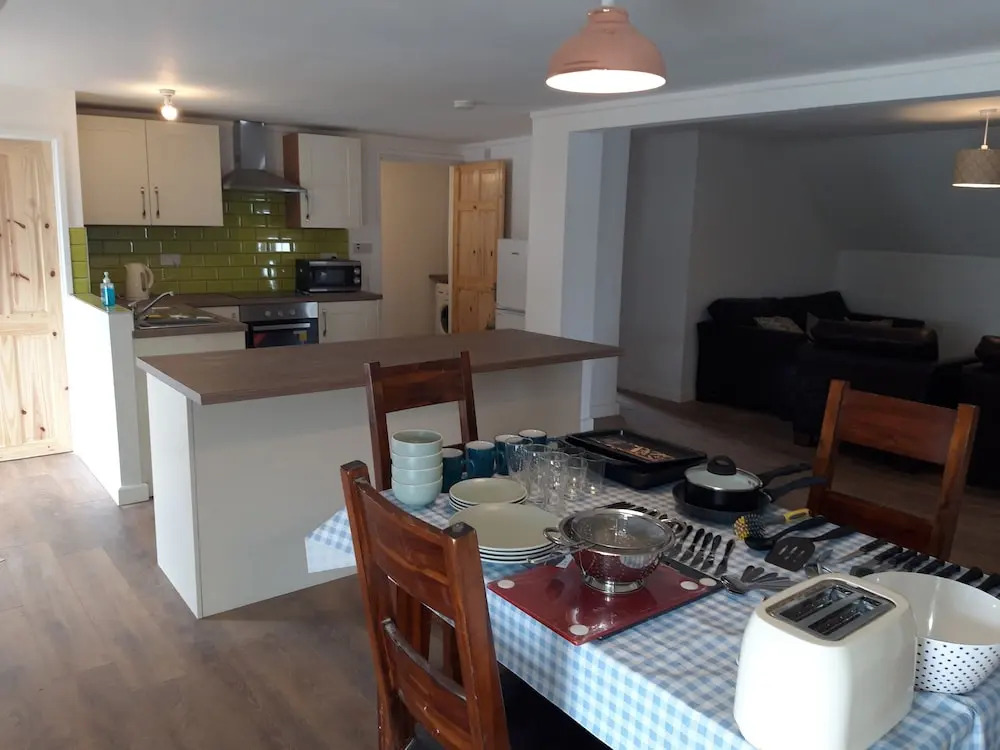 Nice big 2 Double Bedroom Apartment in the Town