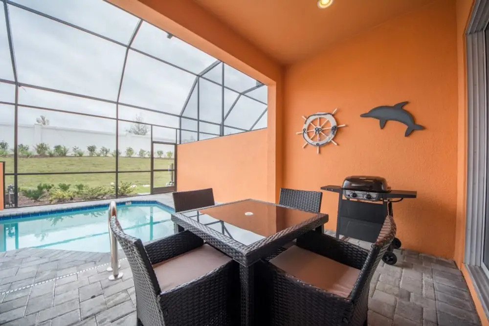 Festival Resort 386