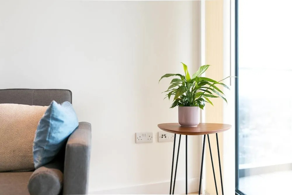 Modern 2 bed for 4 Guests - 15 Mins to LDN Bridge!