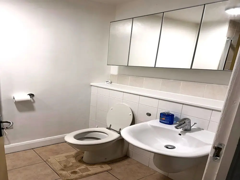 Aquavilla En-suite Apartment Near City Center