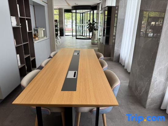 Yixuan Hotel (Shangrao Guangfeng High-tech Development Zone)