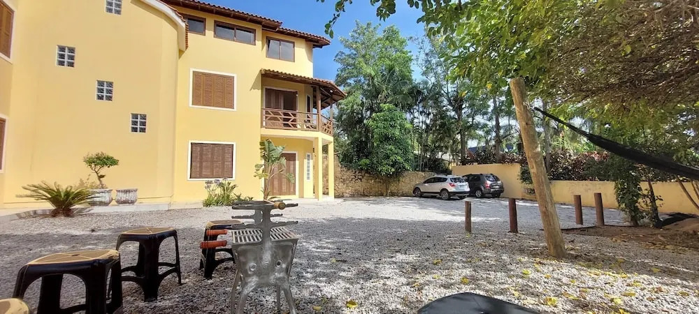 Casa Amarela Espaçosa no Campeche