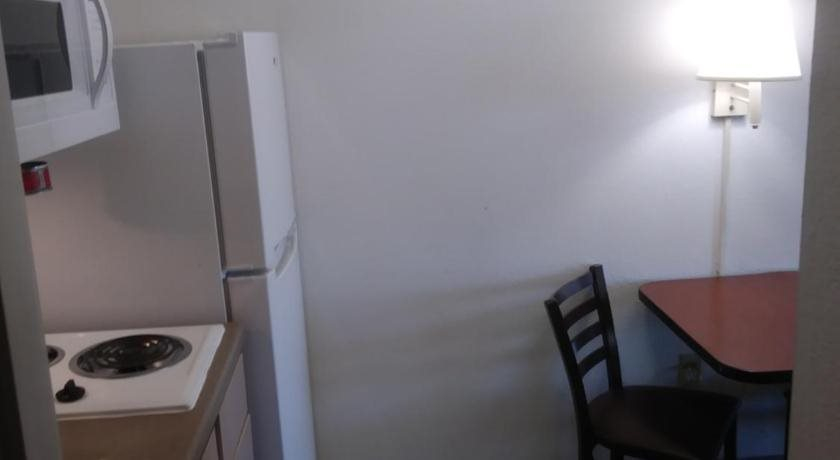 Intown Suites Extended Stay Dallas TX - Garland