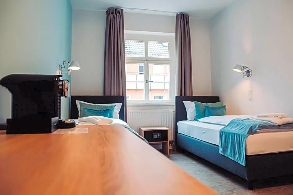 homie hotel zur stadt mainz - Würzburger Innenstadt