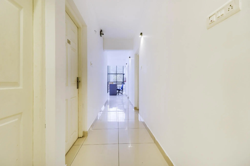 OYO 74737 Abudhabi Residency