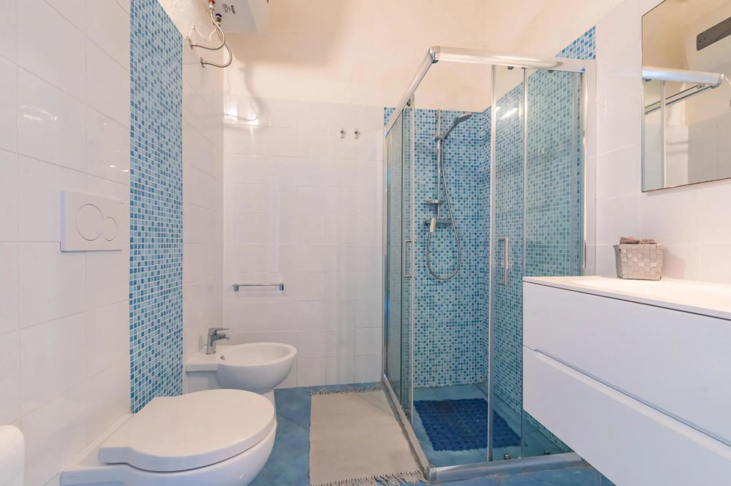 Holiday home with sea view in Castro, on the Adria-Marinè