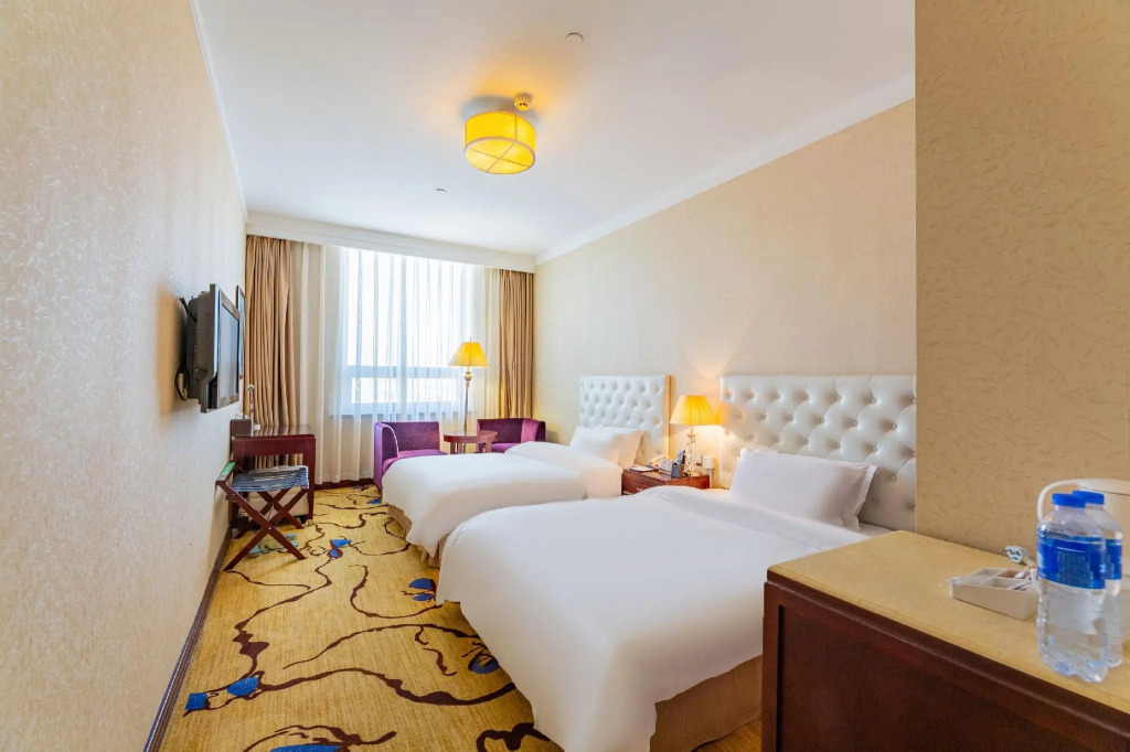 Sweetland Hotel