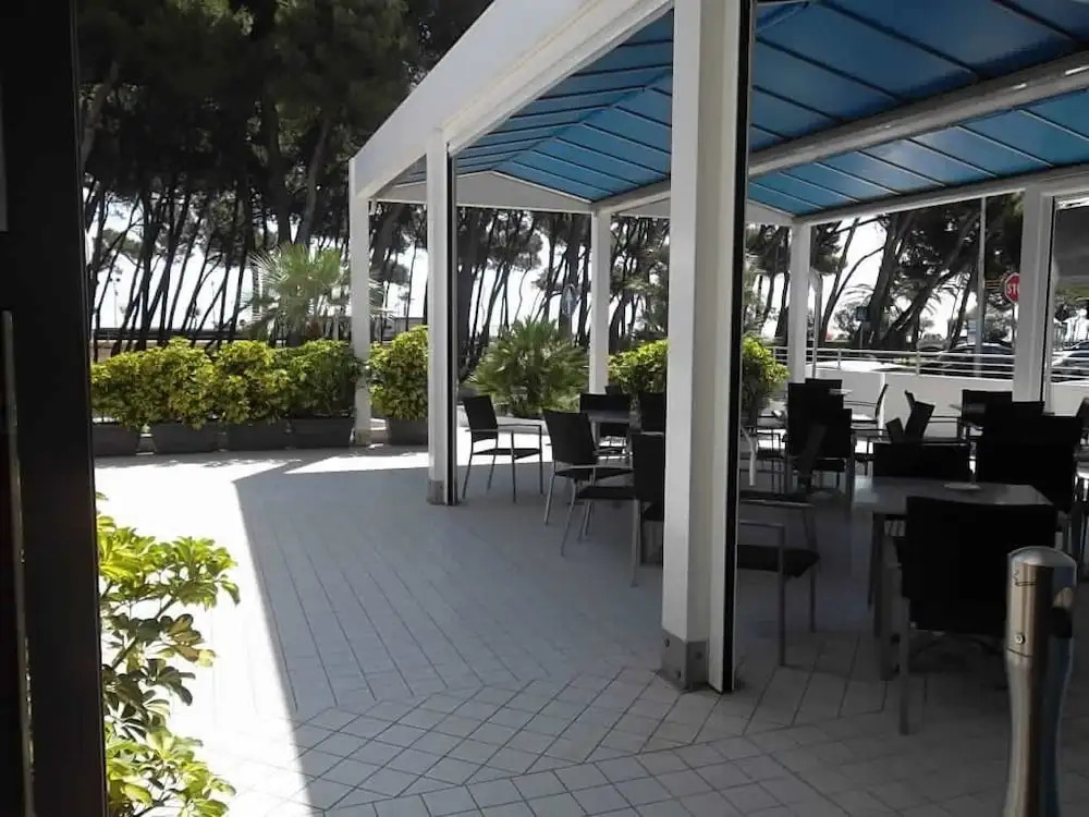 Hotel Antares