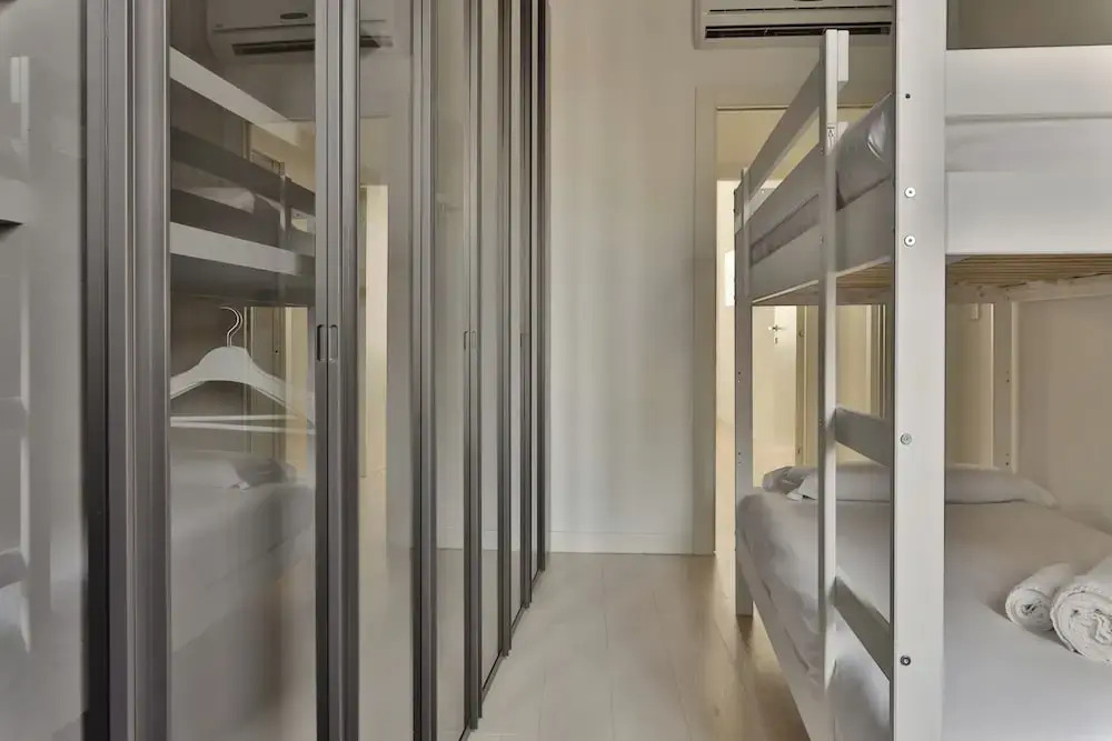 Elegant 2-bed apt in the Centre of Milan
