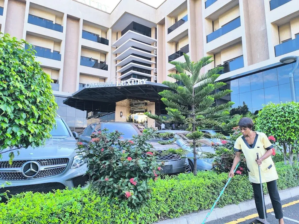 Omedel Luxury Hotel