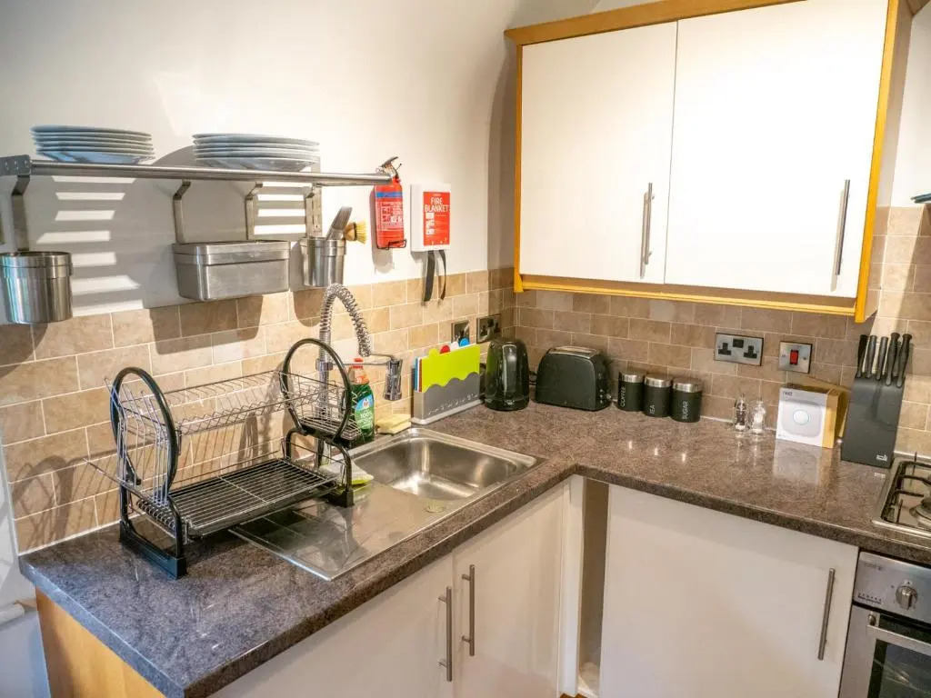 2 Ringles Place