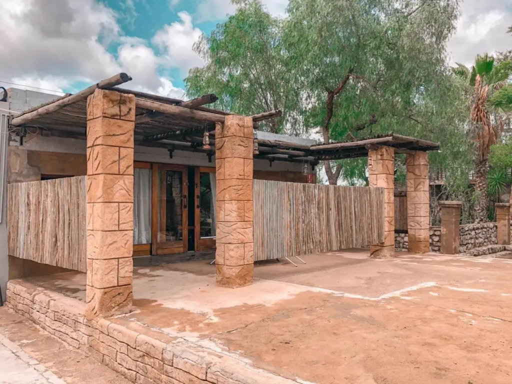 Nkisi Guesthouse