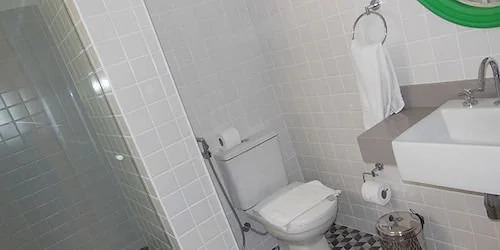 Angola Motel