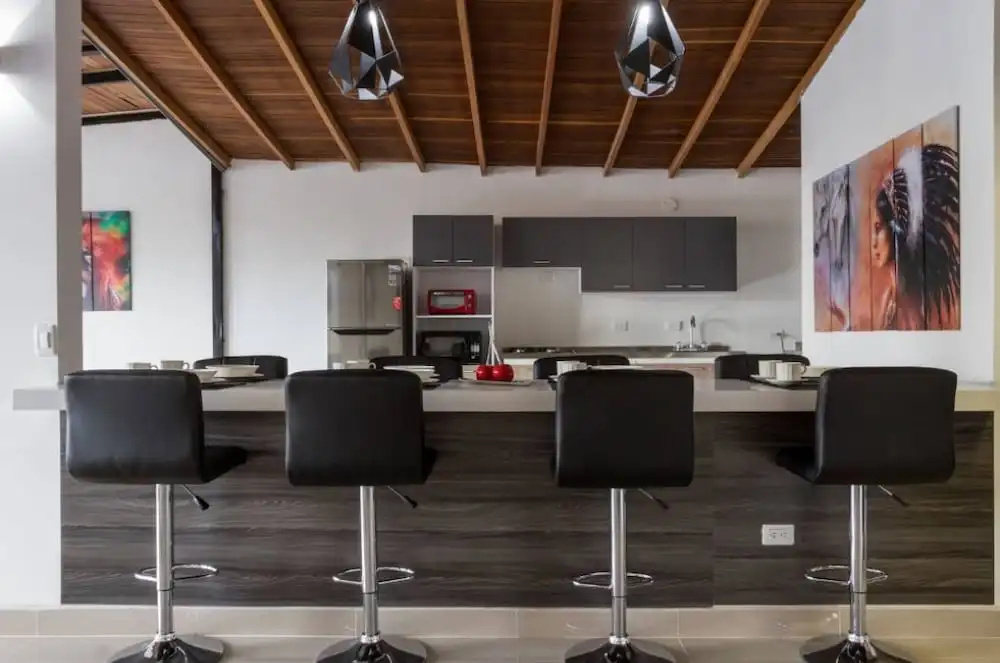 Penthouse 3rd Floor Lleras