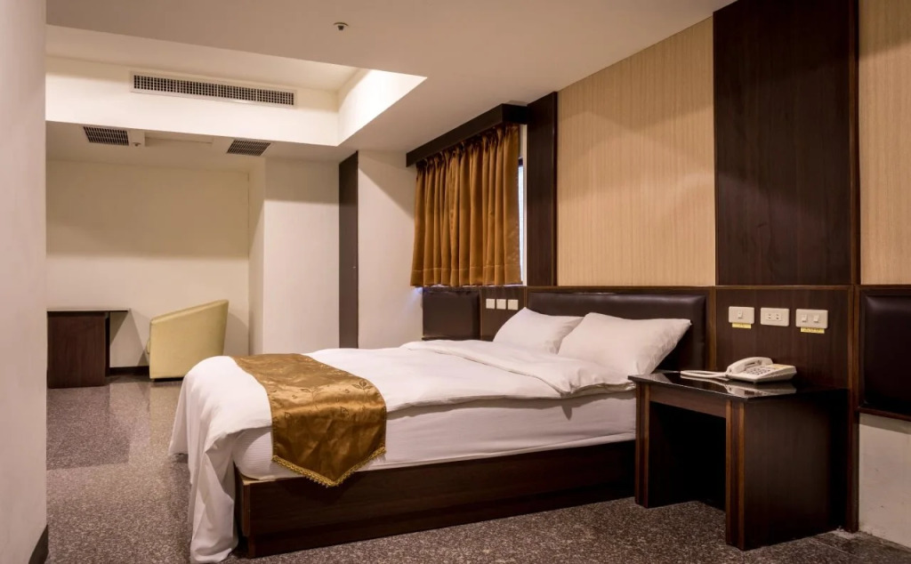 丰居一中 Via Garden Hotel