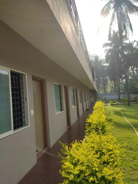 Yeshwitha Residency by OYO Rooms