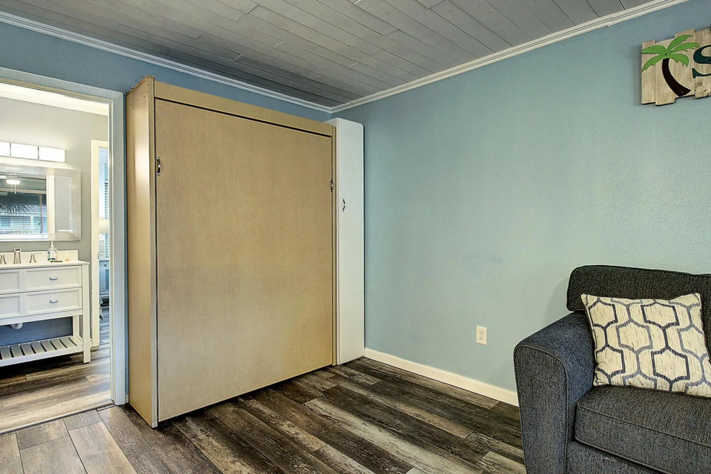 Courtyard #211 in Port Aransas