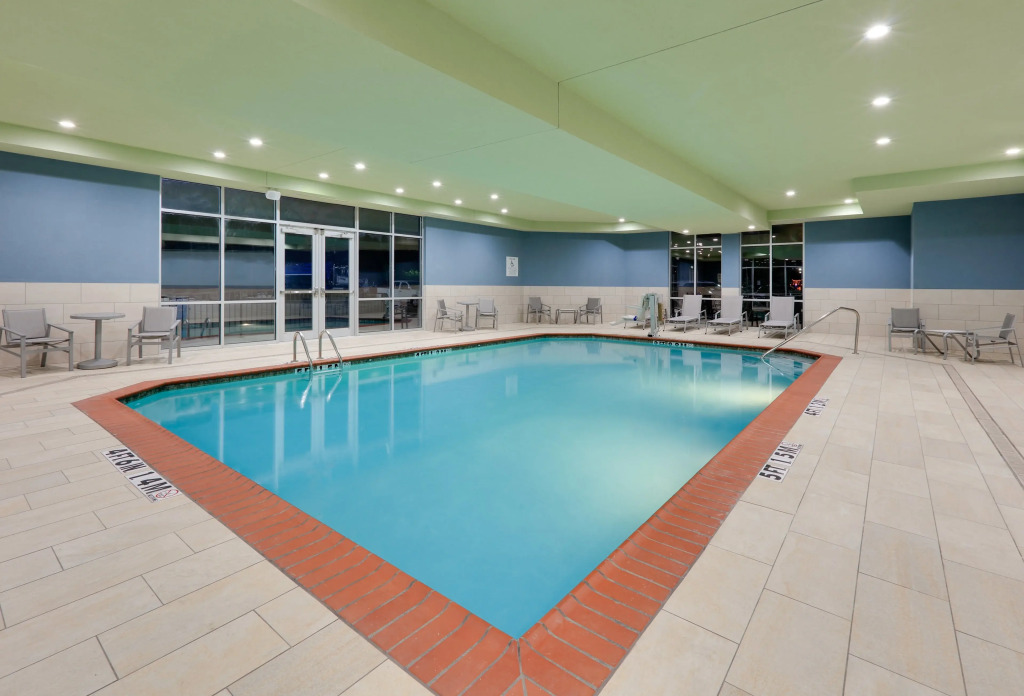Holiday Inn Express & Suites DALLAS PARK CENTRAL NORTHEAST by IHG