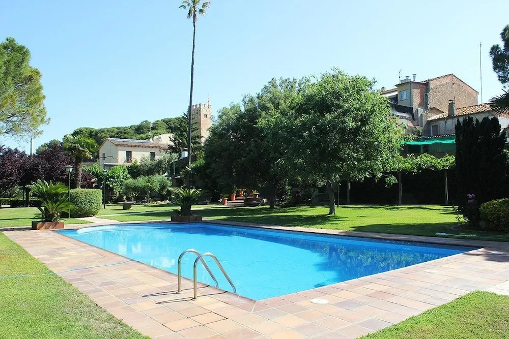 El Castell Resorts