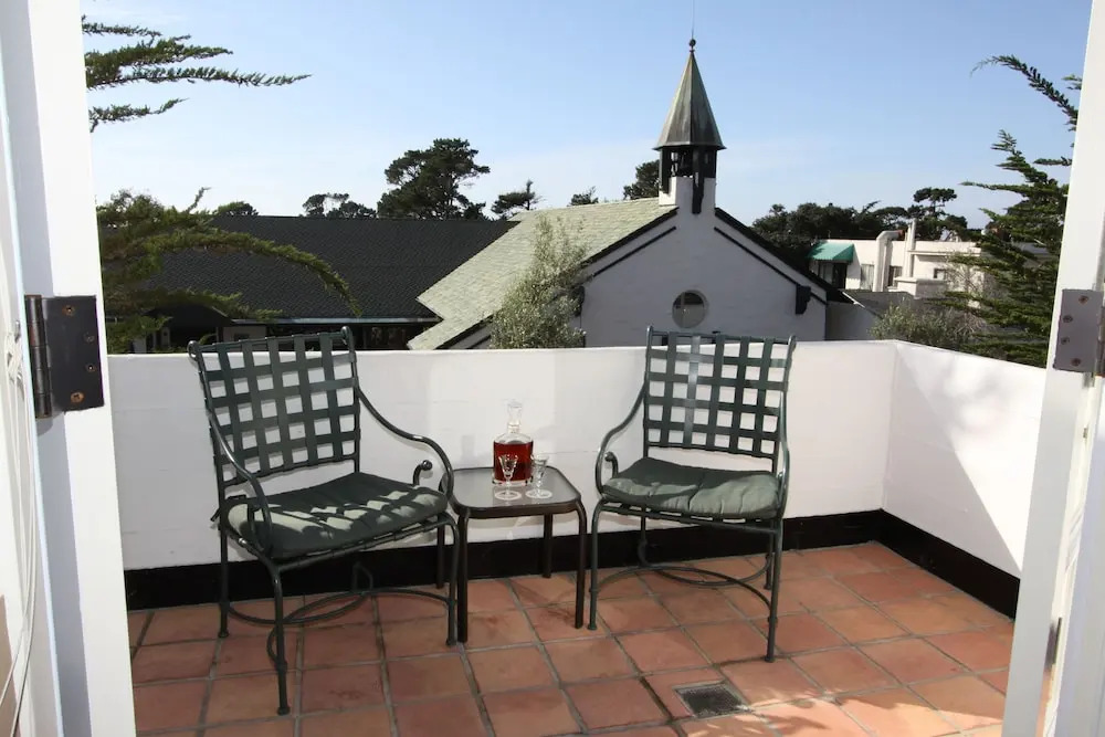 Cypress Inn Carmel-by-the-Sea