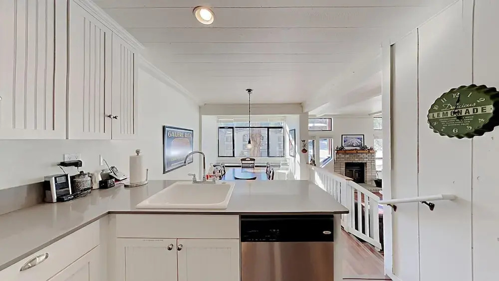 513 2 Bedroom Home