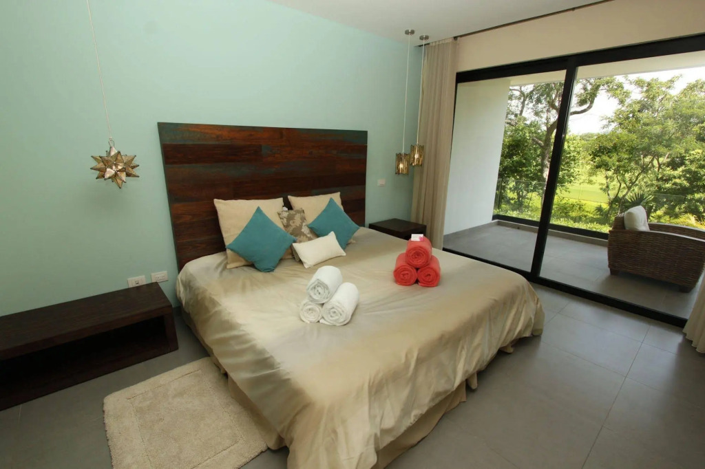 TeAmoPlaya - Nick Price Residences