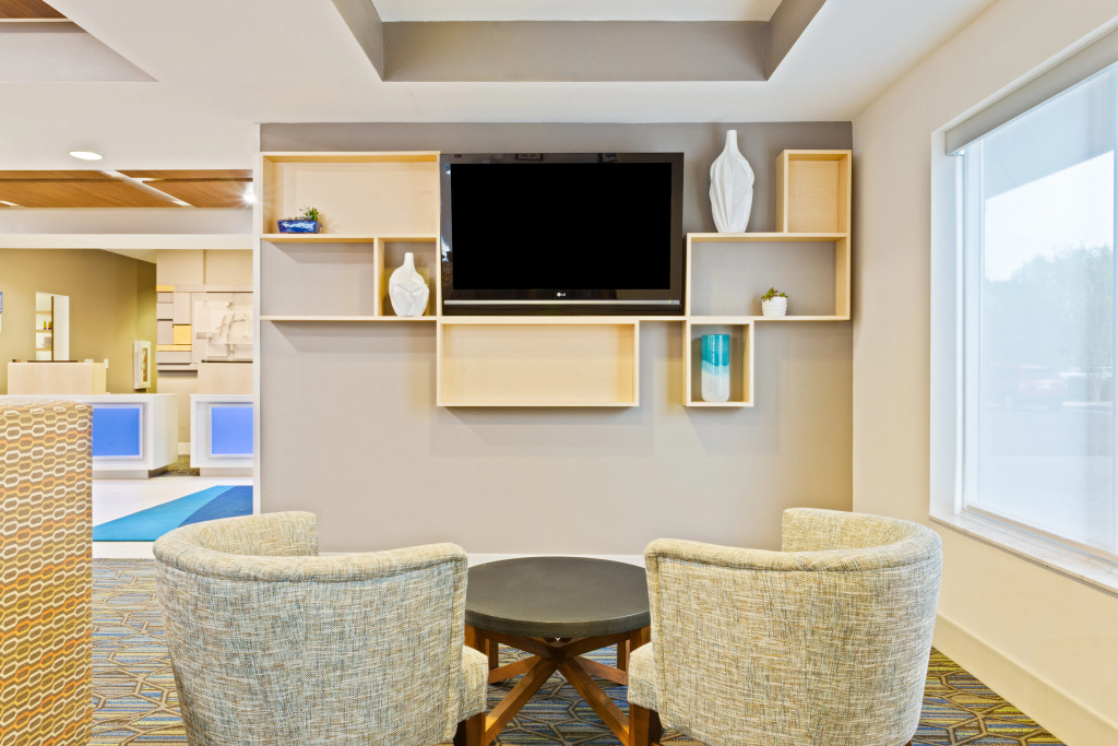 Holiday Inn Express & Suites Tavares by IHG