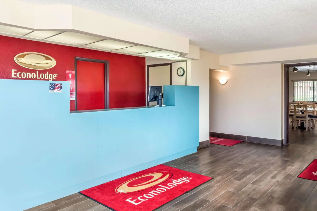 Econo Lodge Live Oak