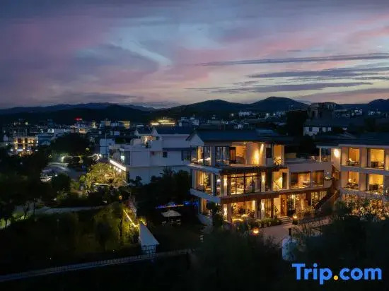 Mu Yun Ting Feng・360° Sea View, Cangshan Sunset Cloud Breeze Resort (Dali Erhai Store)