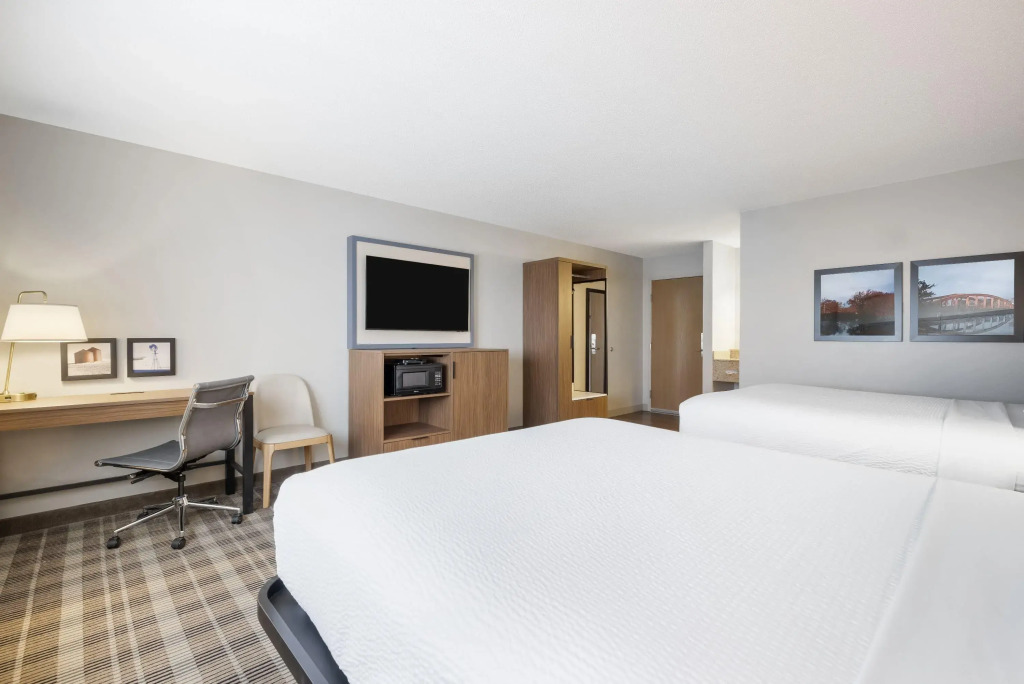 AmericInn by Wyndham Valley City Conference Center
