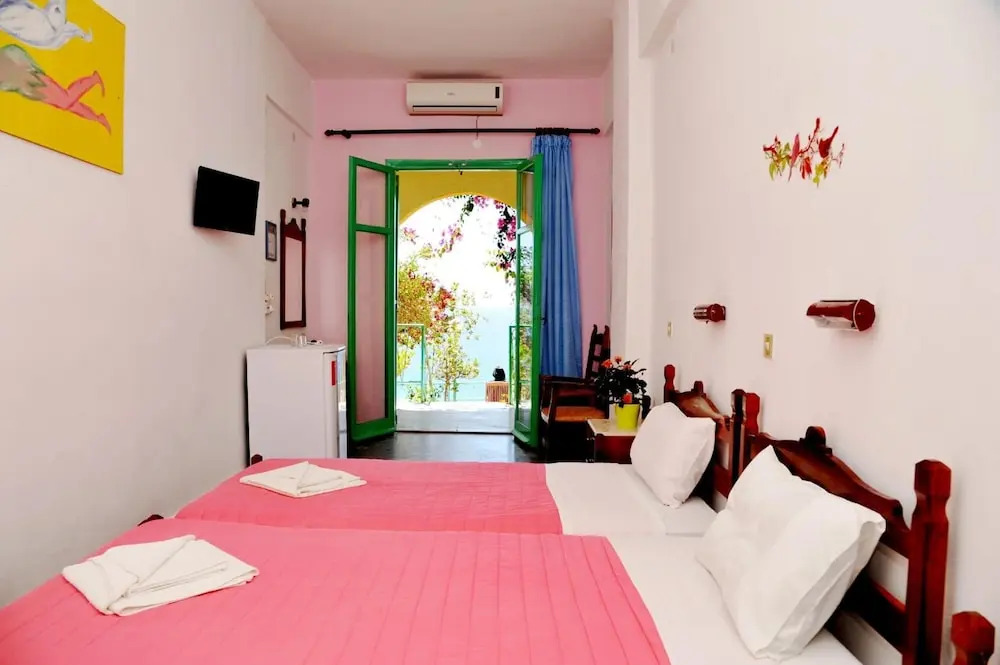 Erofili Rooms