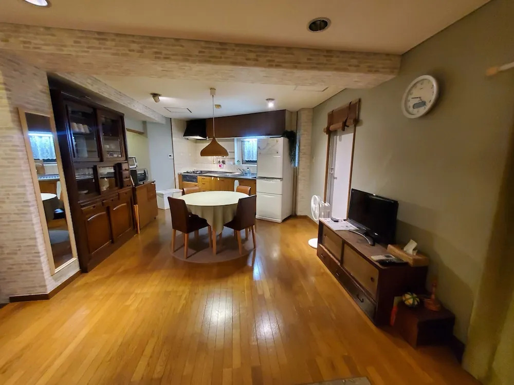 Banboo House
