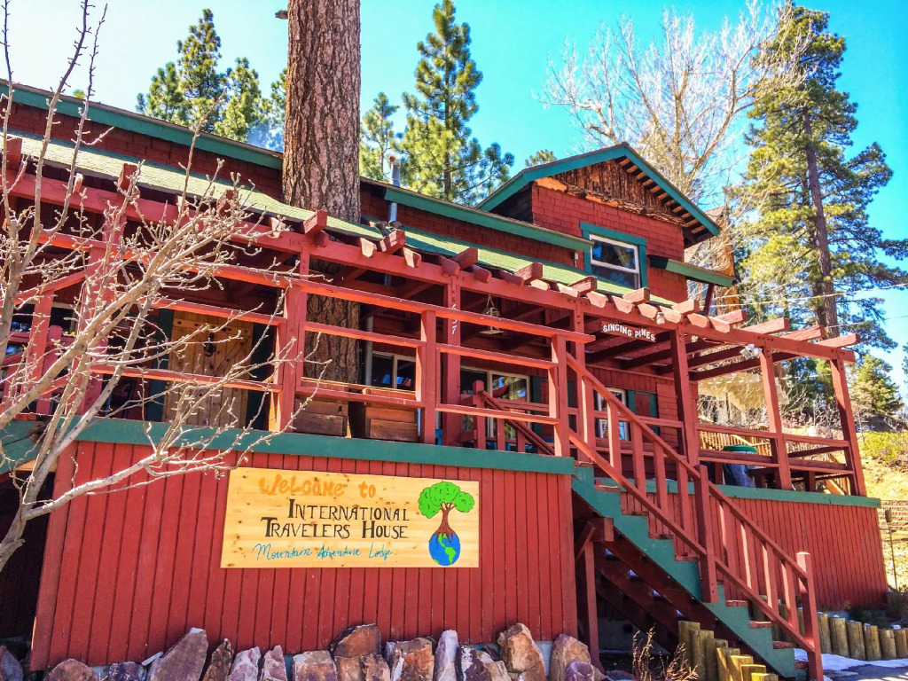 ITH Big Bear Lake Hostel & Lodge
